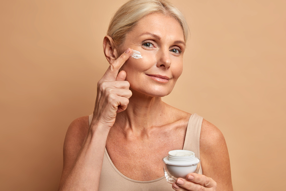 Cele mai bune ingrediente anti-aging pentru ten matur