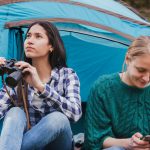 Cum să îți alegi lanterna perfectă pentru camping