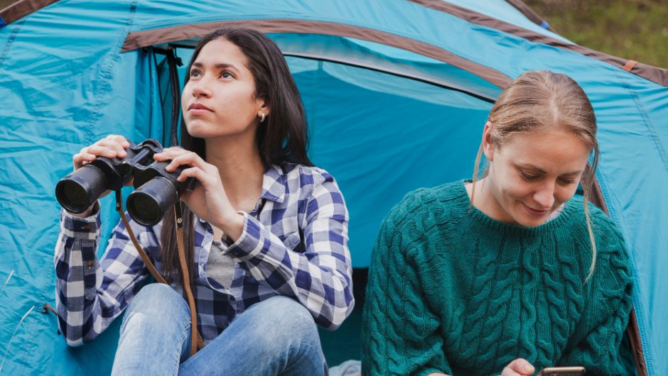 Cum să îți alegi lanterna perfectă pentru camping