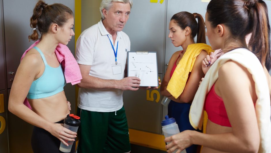 Cum organizezi un program de fitness în echipă