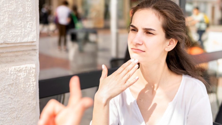 Semne că folosești produse prea agresive pentru pielea ta