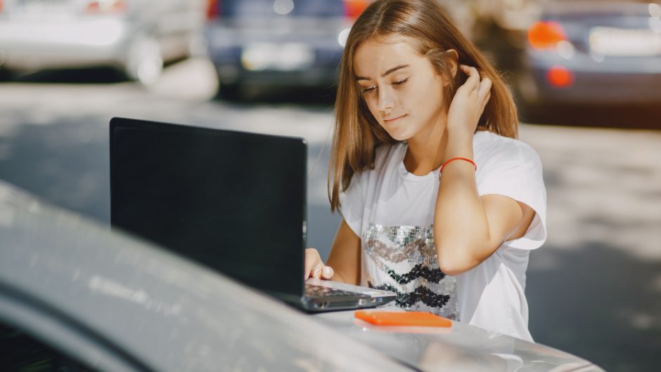 Cum să te pregătești pentru condusul pe autostradă