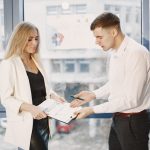 Împrumut, închiriere sau cumpărare: cum alegi varianta potrivită